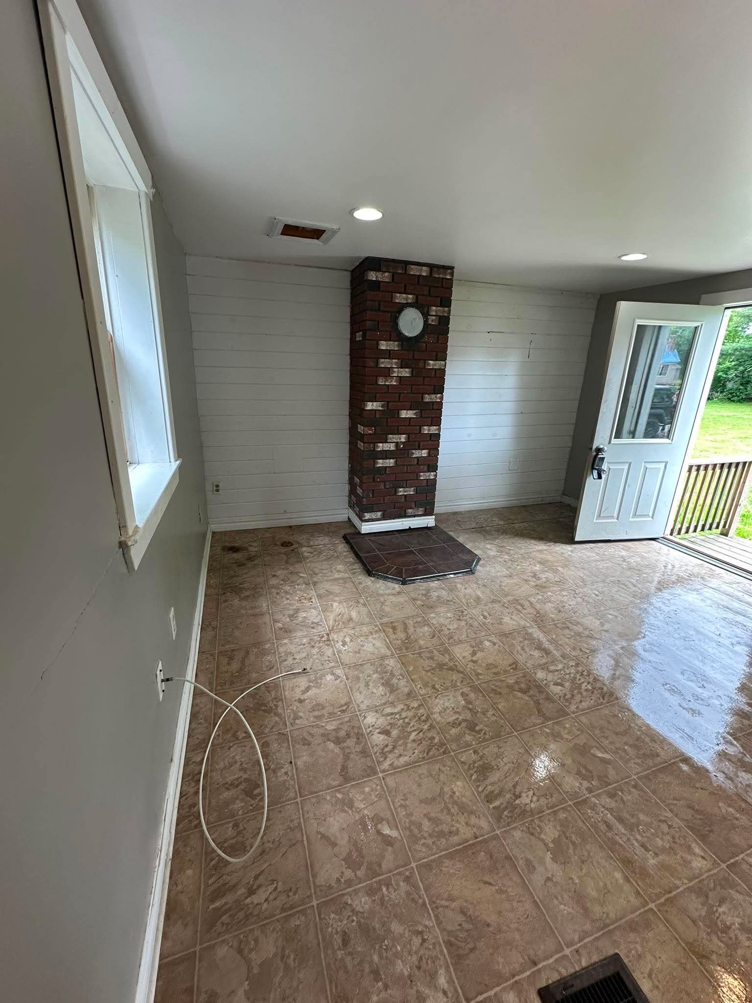18 Exeter Road – photo 1