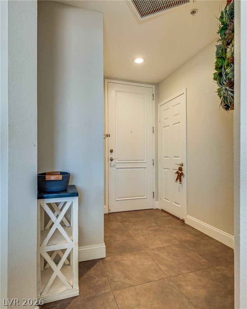 15 E Agate Avenue – photo 3