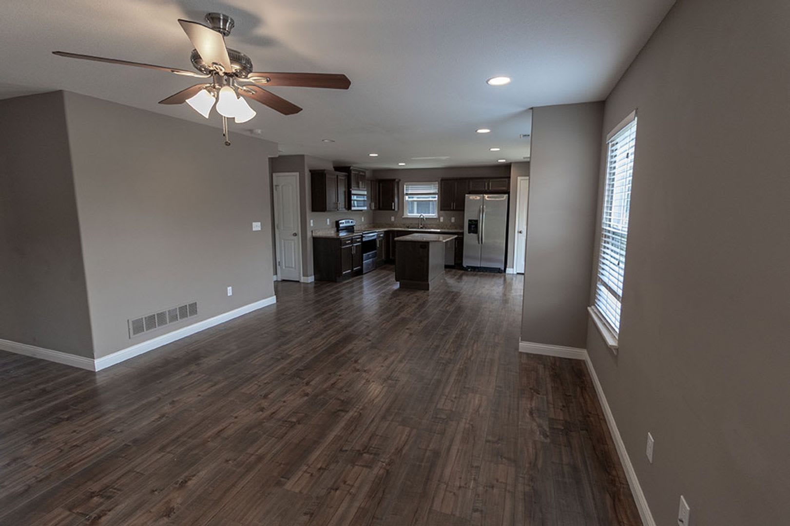 Beautiful 3 Bedroom Home – photo 4