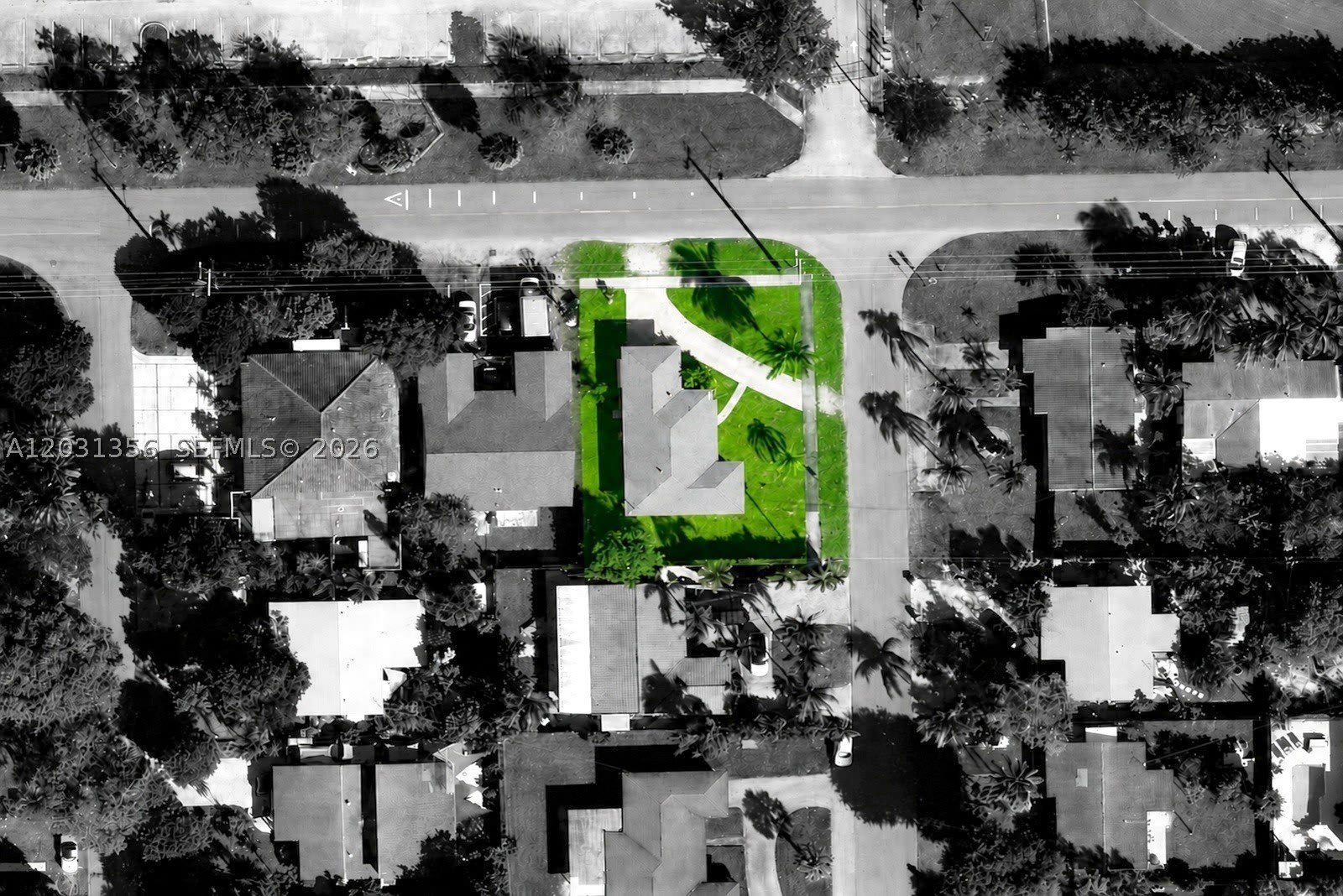 231 NE 16th Ave – photo 2
