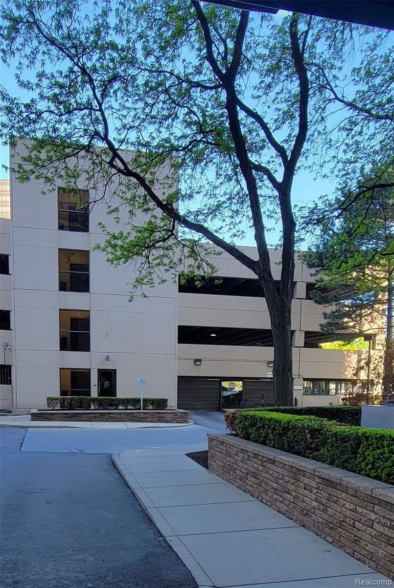 5000 Towncenter Center – photo 4