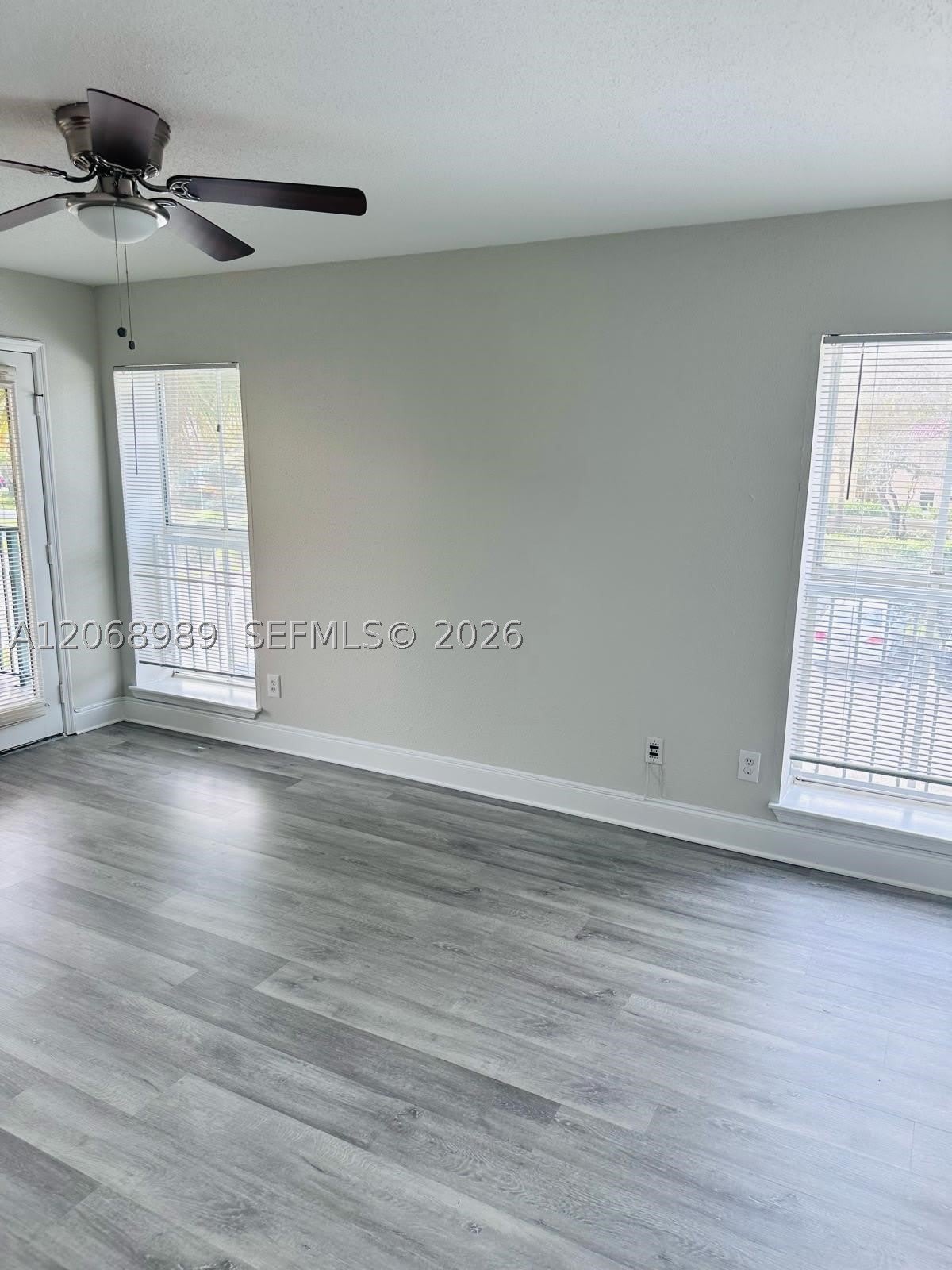 777 Riverside Dr – photo 5
