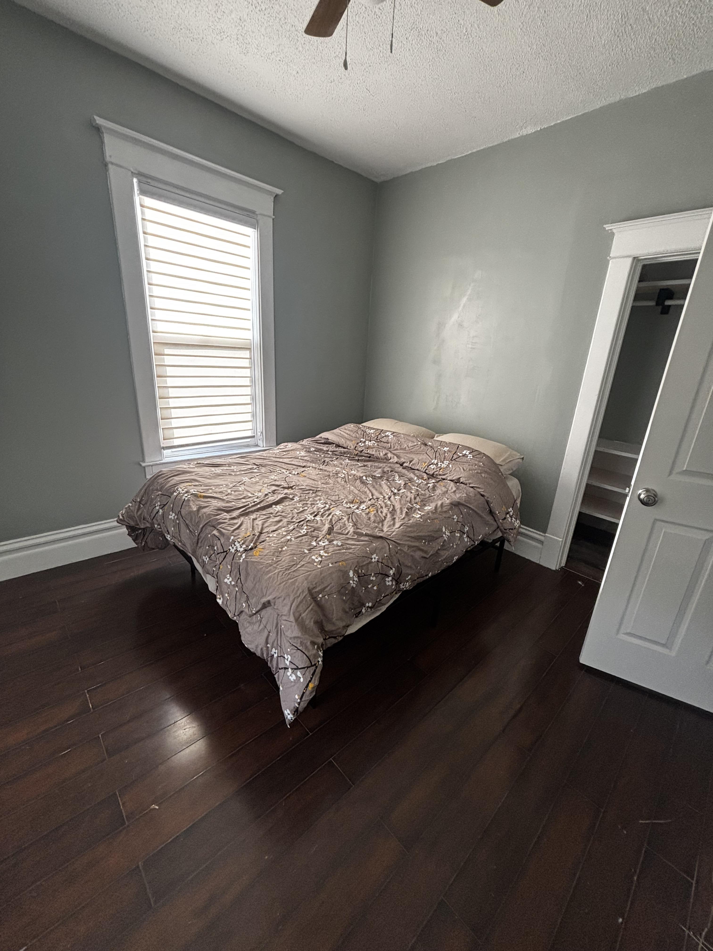 1034 Worden Street Southeast – photo 2