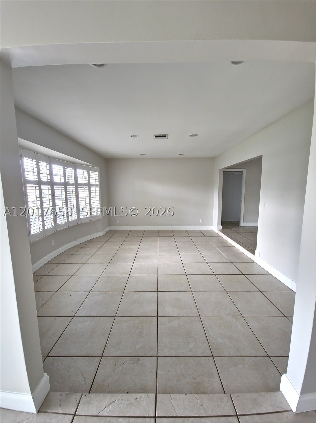 4900 Cleveland St – photo 2