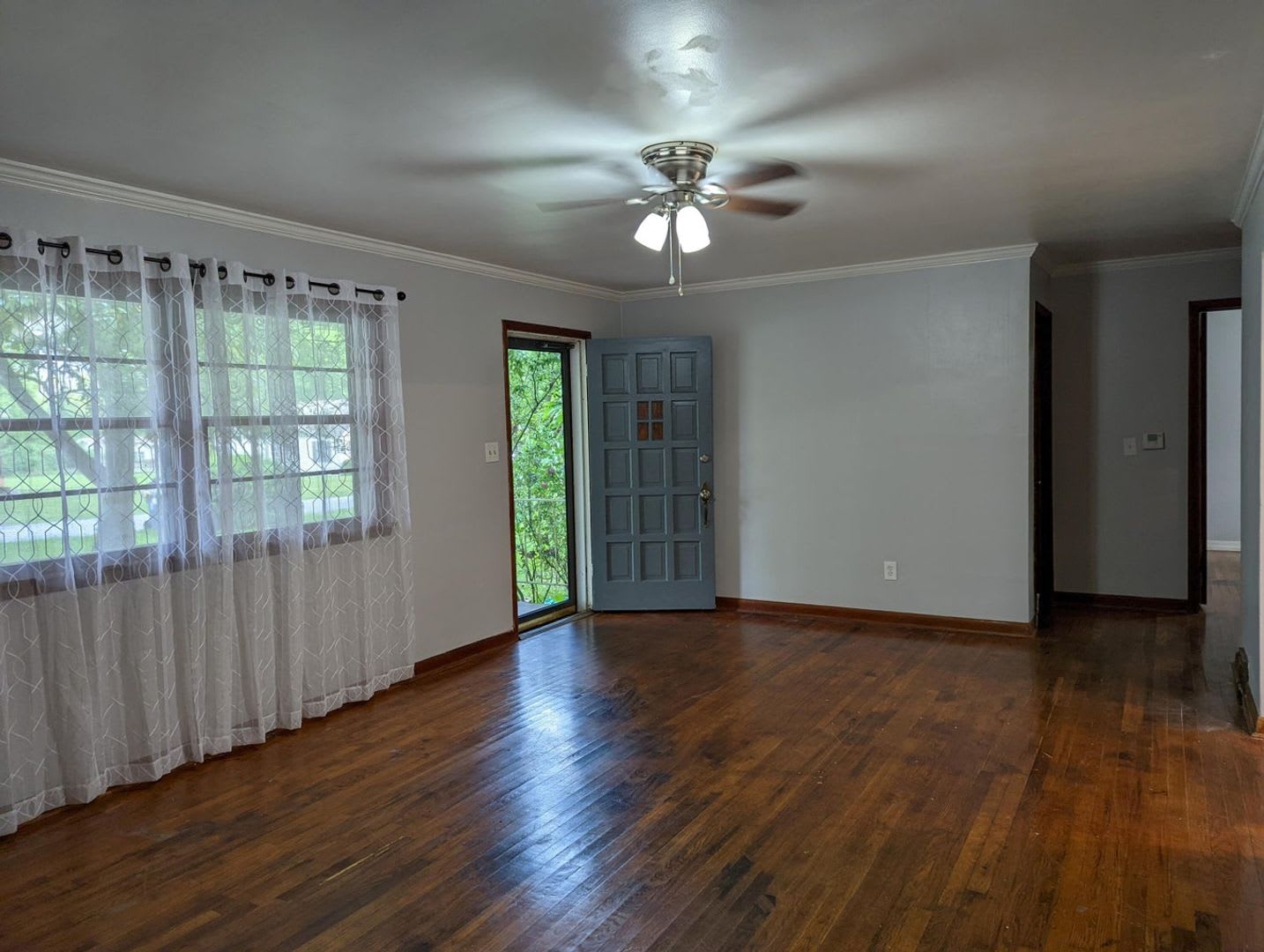 Charming 3 Bed, 2 Bath Home in Southeast Springfield – $1,595/Month – photo 5