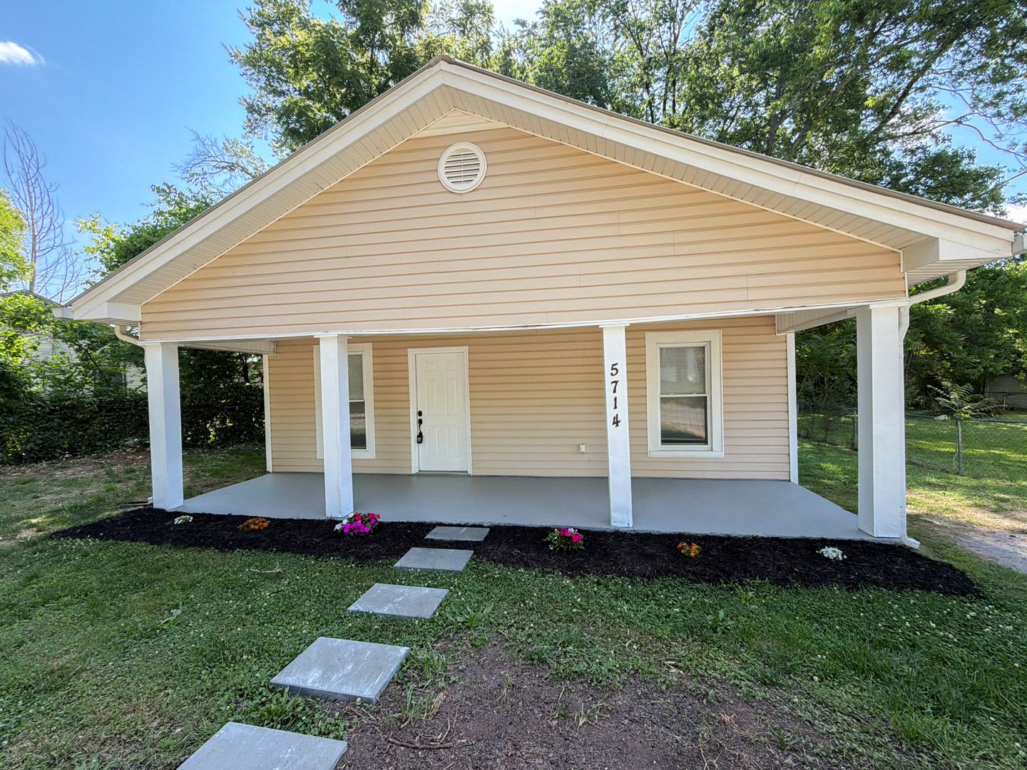 Historic Saint Elmo Charm with Modern Updates – 2 Bed, 2 Bath – photo 1