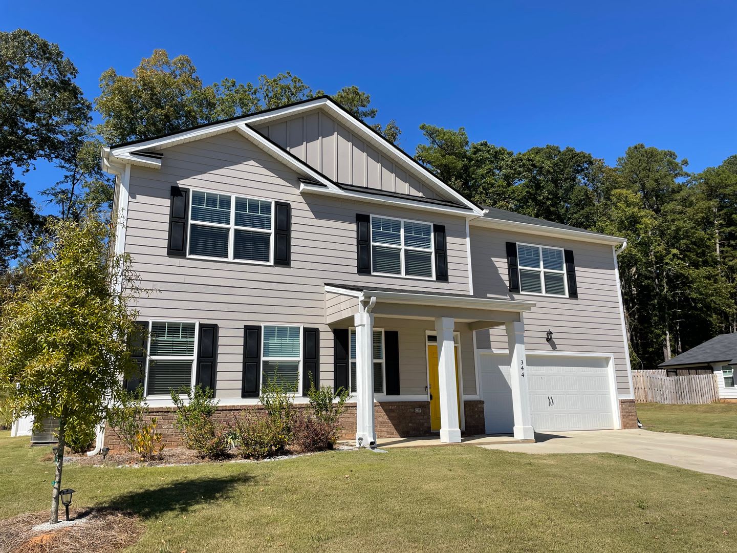 Home For Rent – photo 1