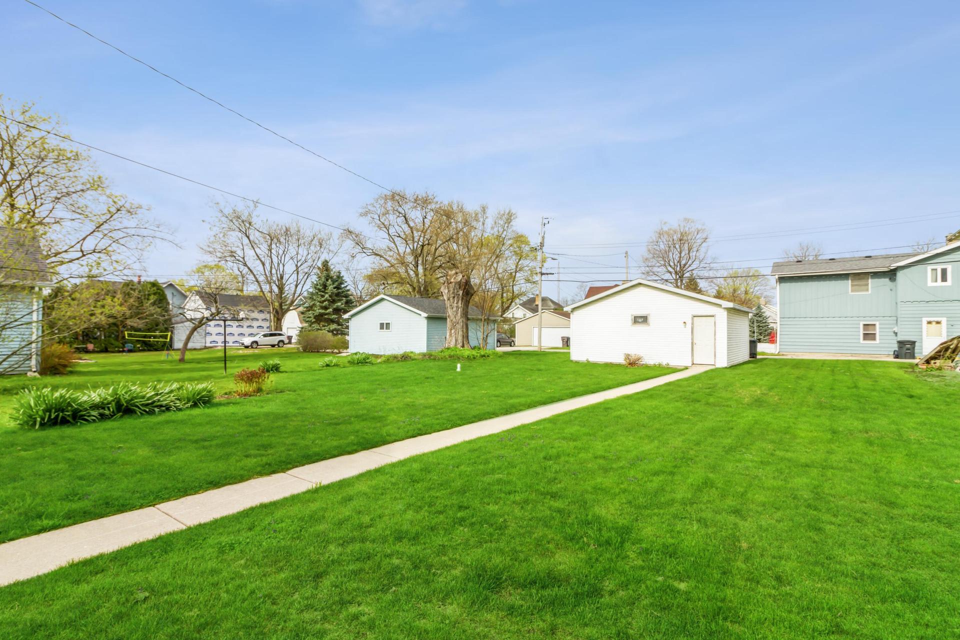 528 Cook St – photo 2