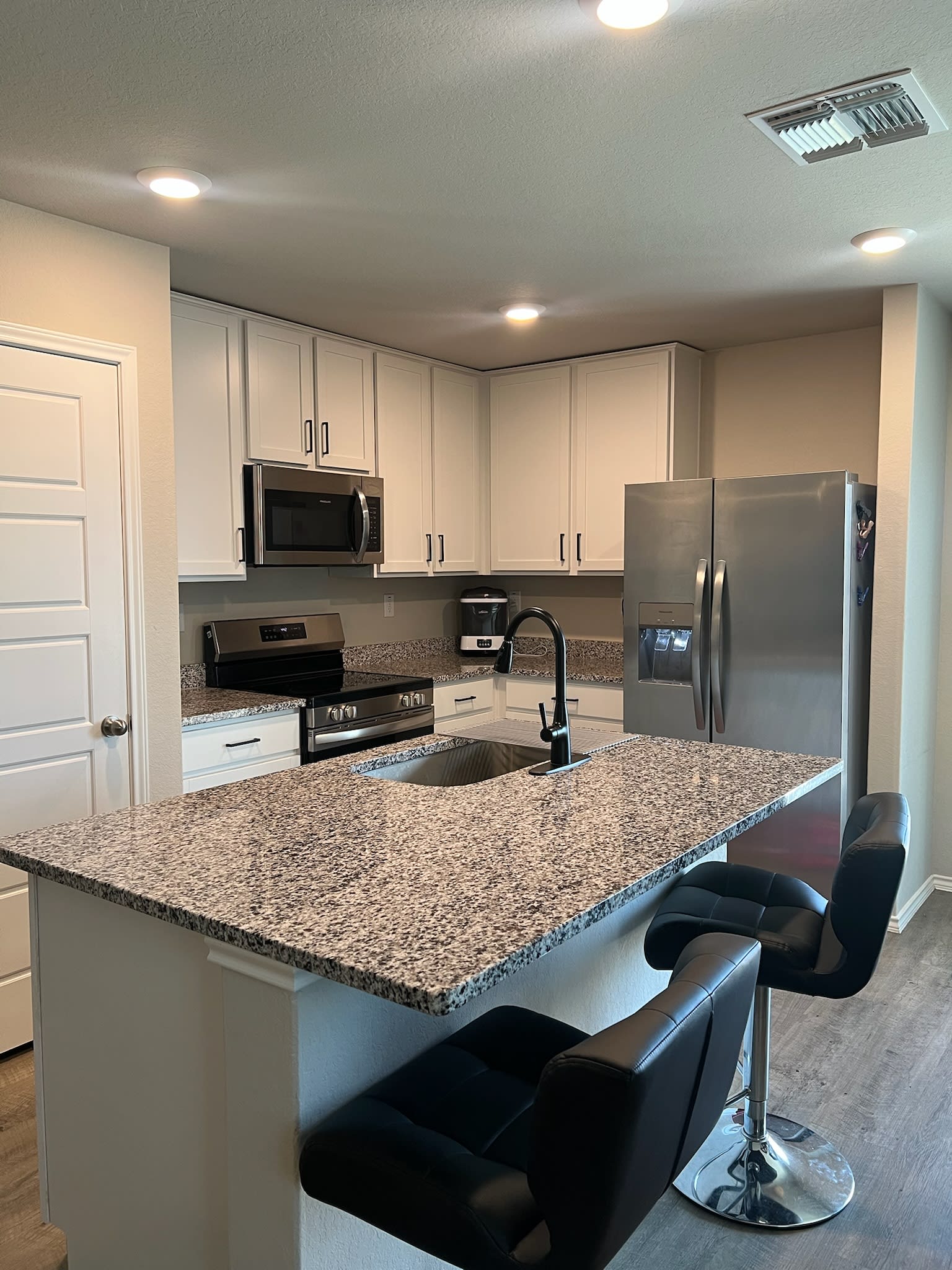 8824 Broad Wing Drive – photo 5