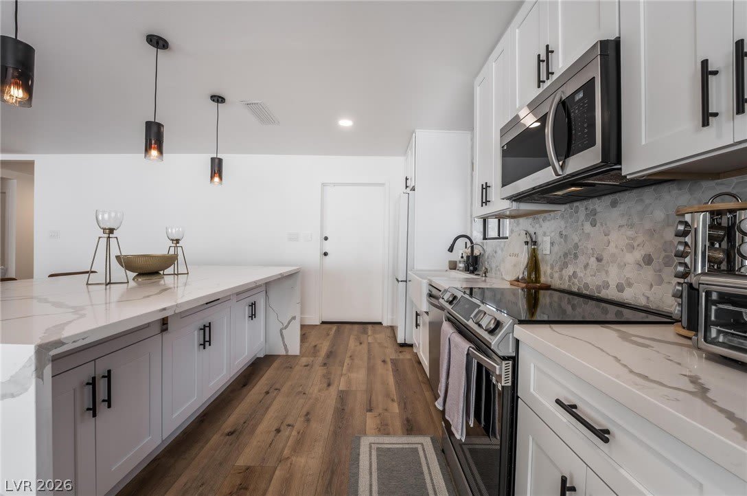 2206 Heavenly View Drive – photo 4