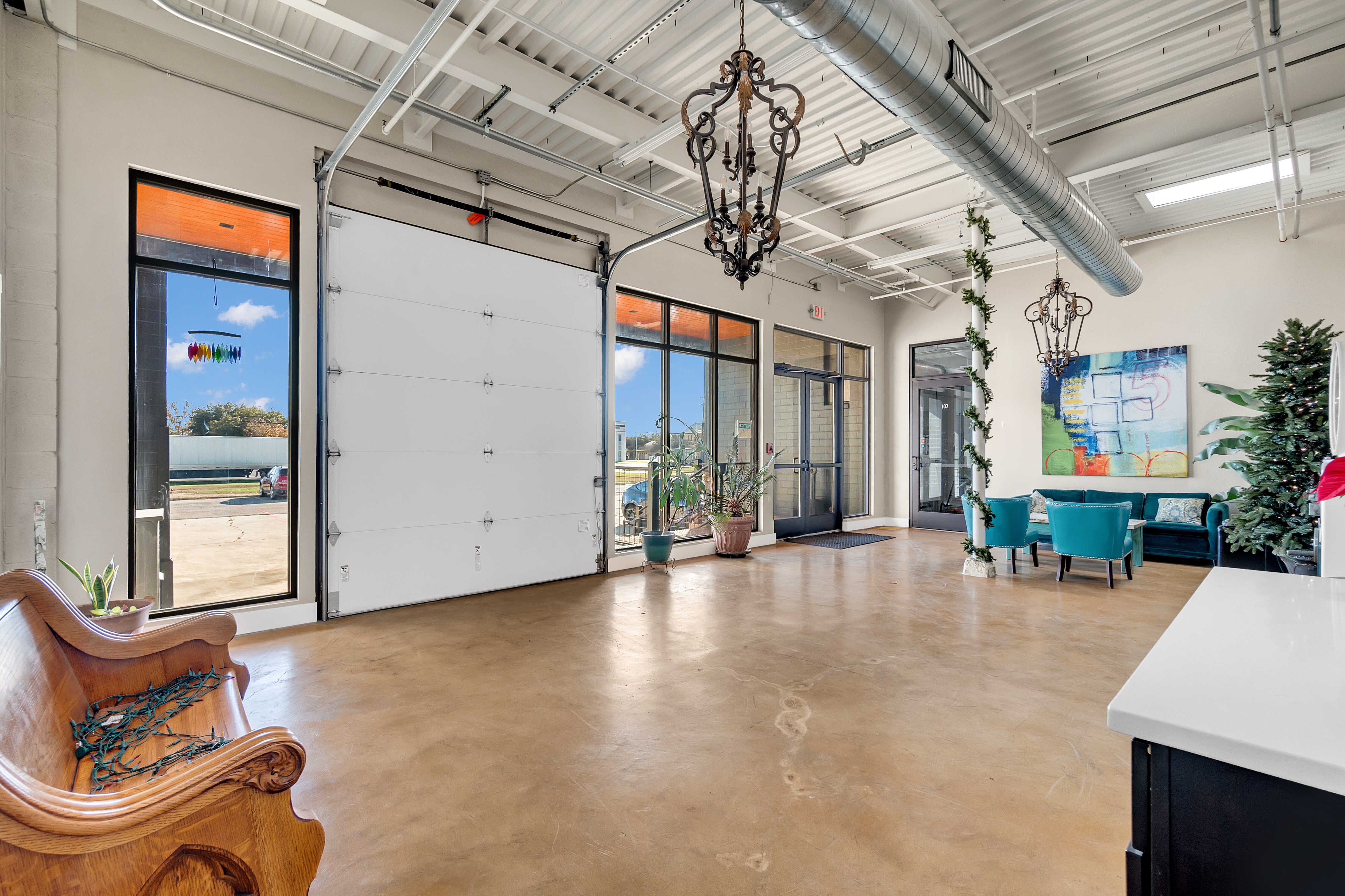 3363 East Commerce Street – photo 2