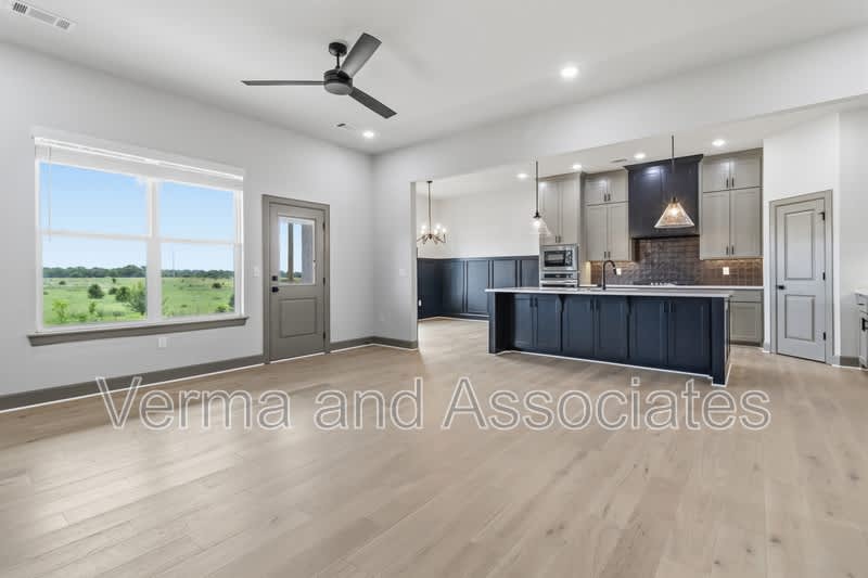 930 Trestle Ln – photo 5