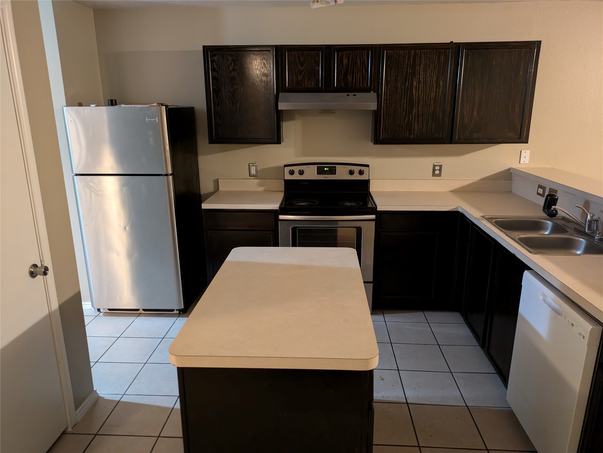 2005 Wildwood Drive – photo 3