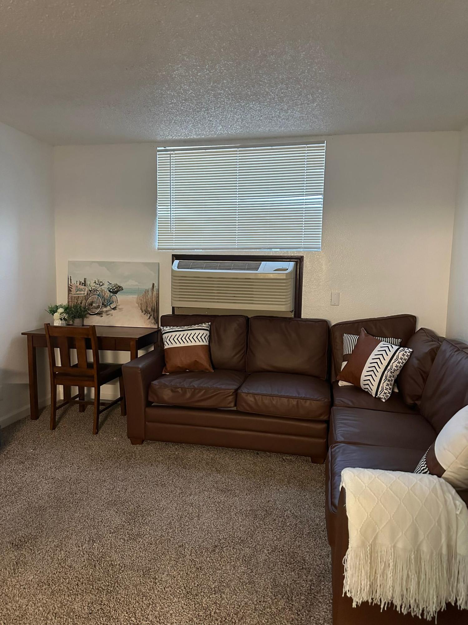 Sunrise Apartments – photo 4