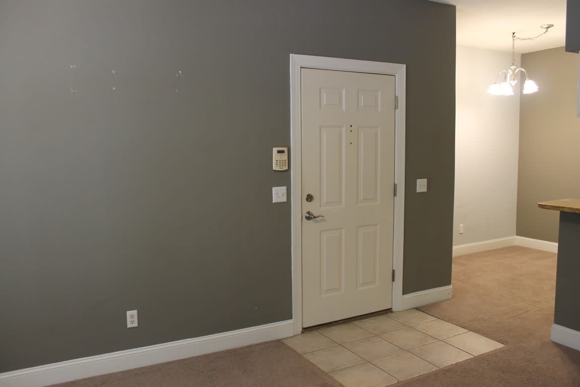 Nicely Appointed First-Floor Condo at The Legends – photo 3