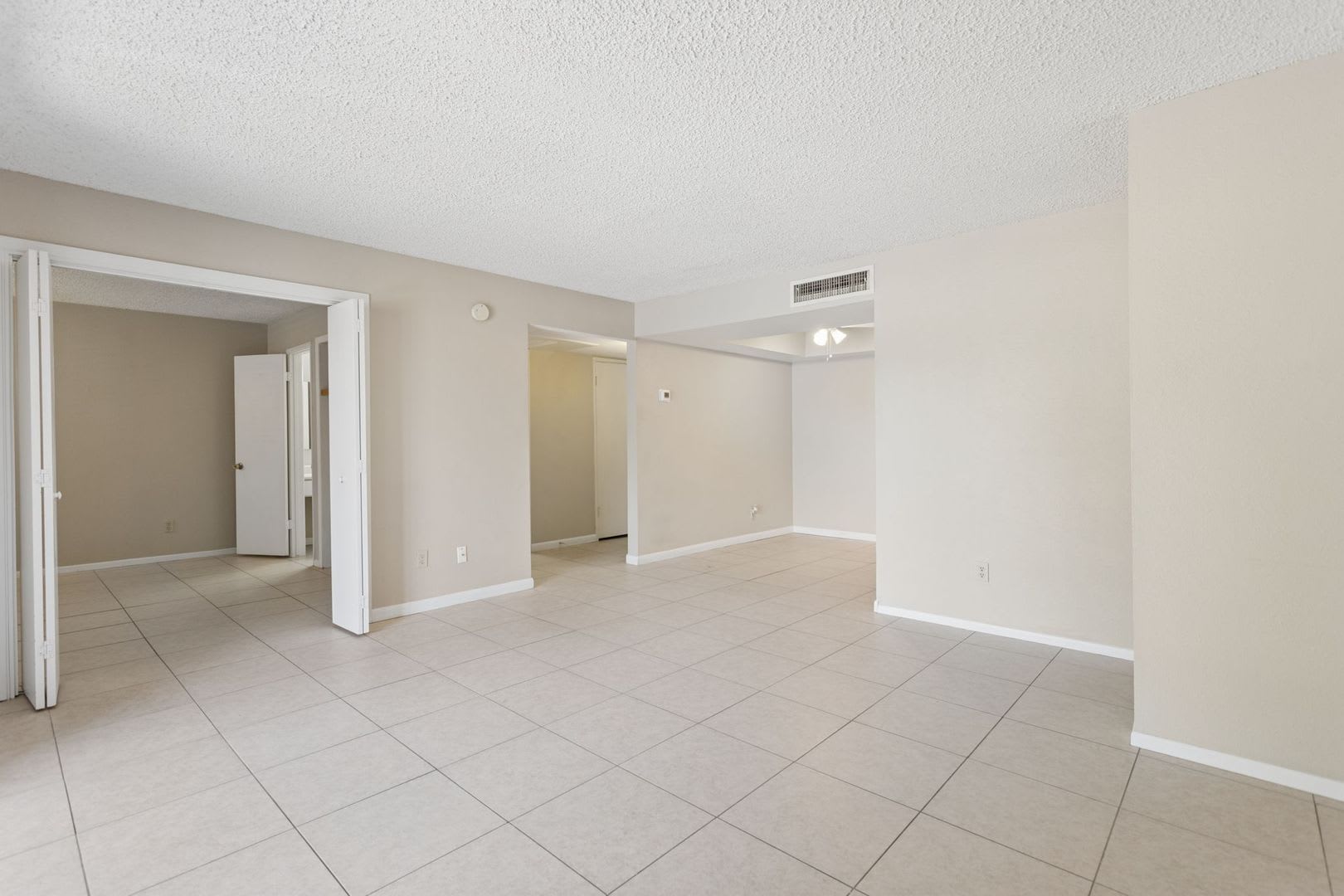 4444 E Paradise Village Pkwy 129 – photo 4