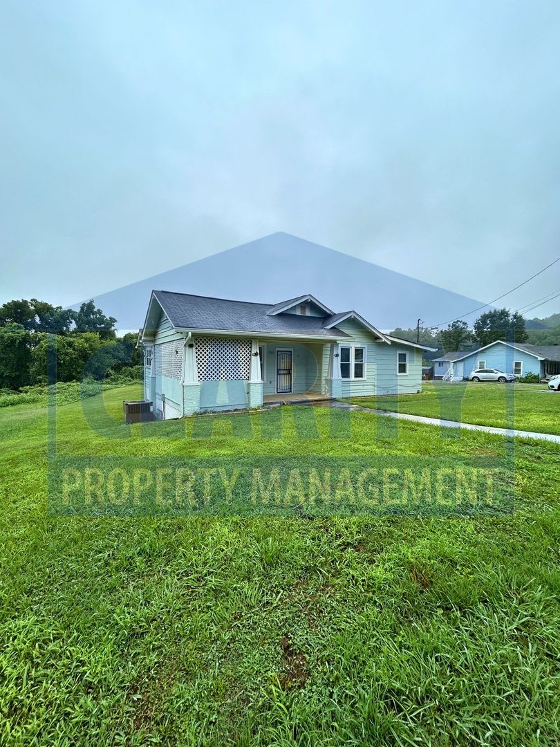 1 2 Off 1St Month S Rent – photo 2