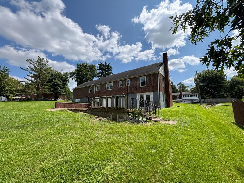1750 North Staunton Drive – photo 3