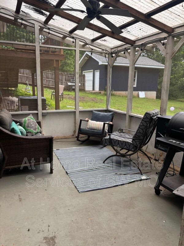 6124 S Farm Road 131 – photo 2