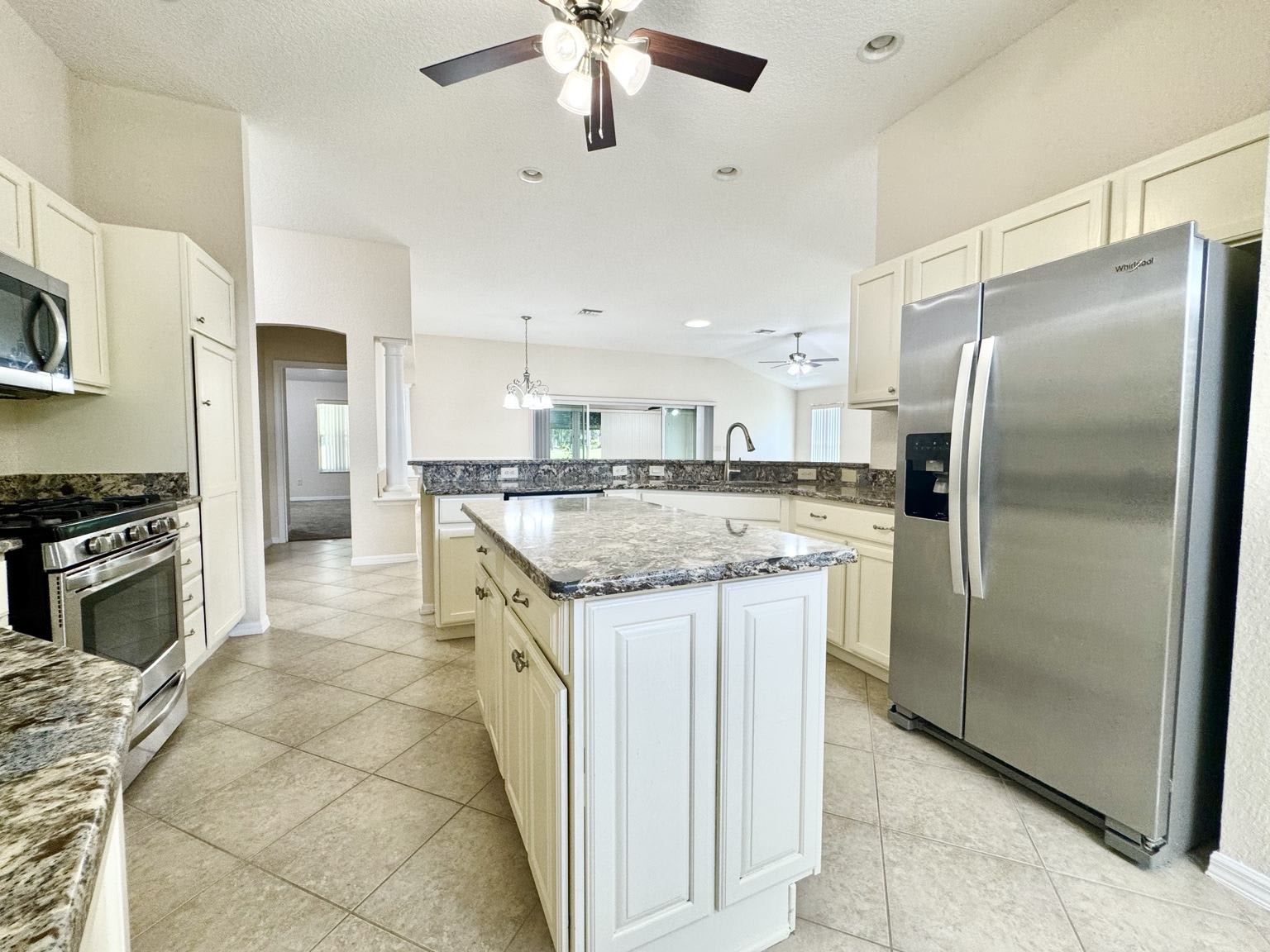 487 Thistledown Way – photo 3