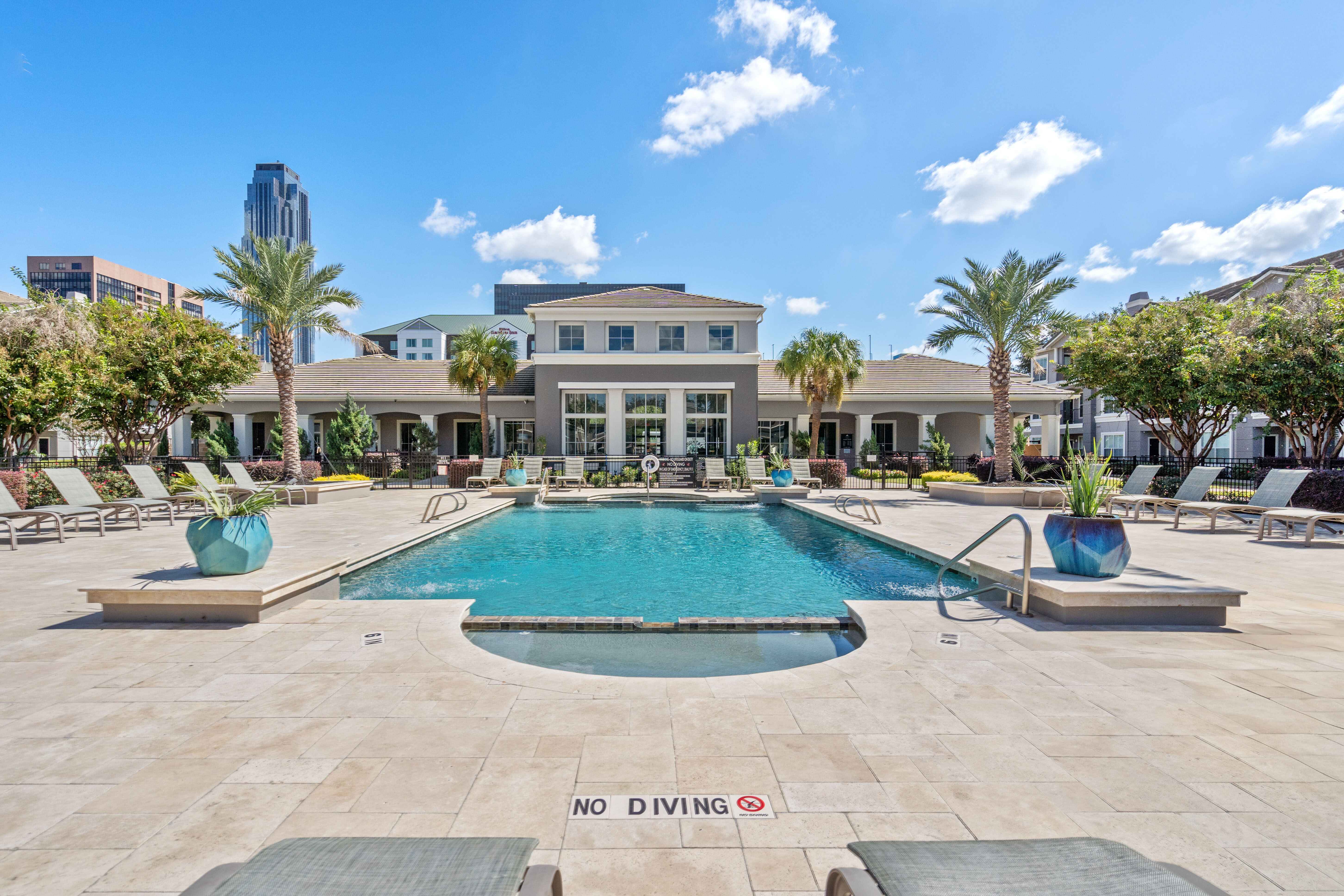Gables Metropolitan Uptown – photo 1
