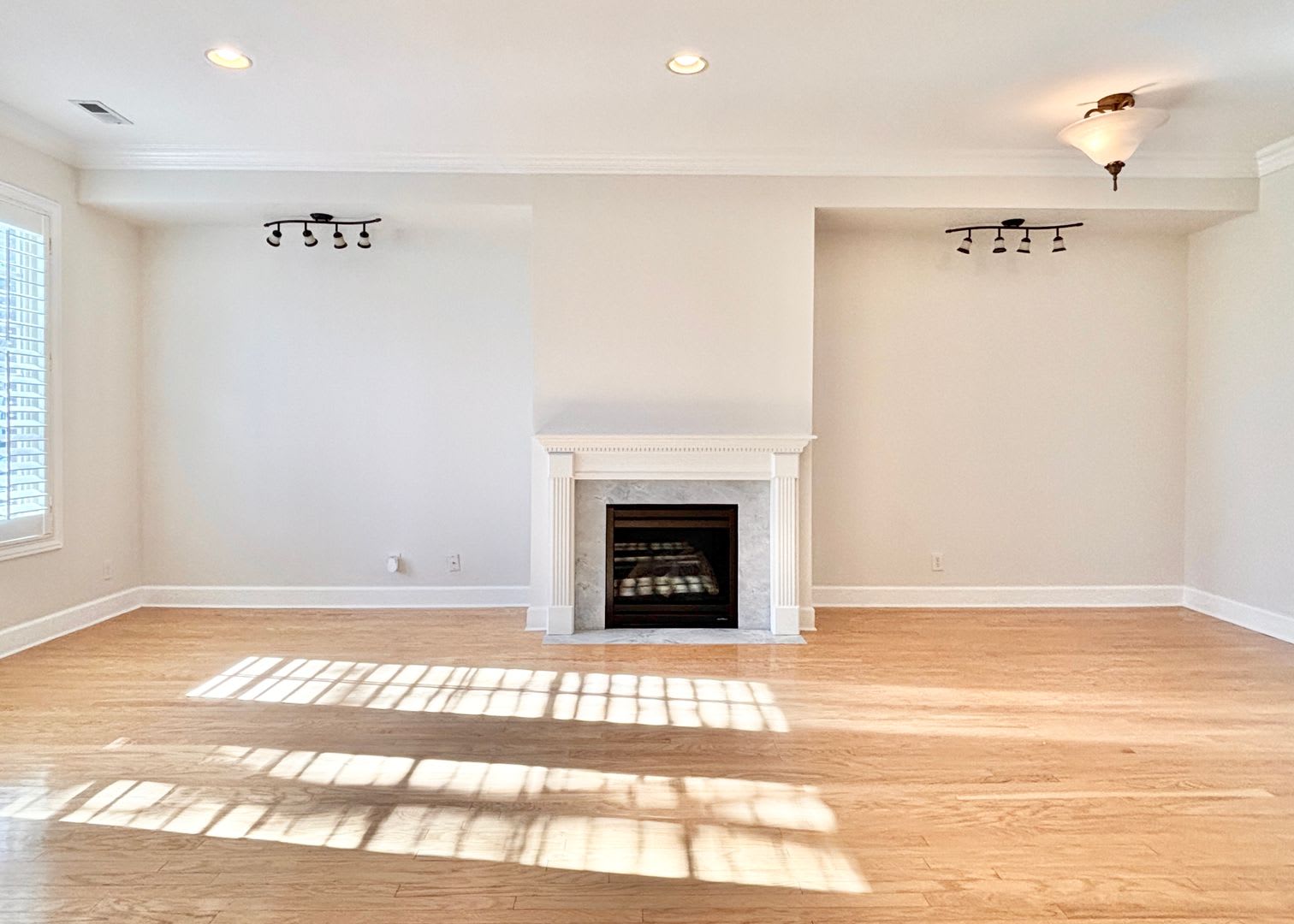 Beautiful & Private Millcreek Townhome! – photo 2