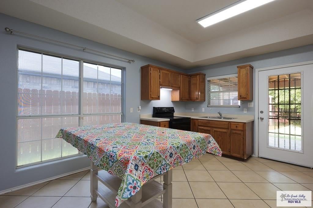 2804 VIENNA ST. – photo 4