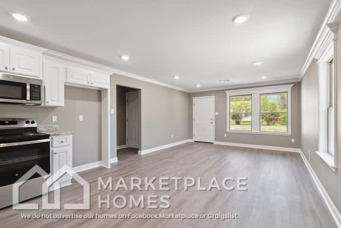 900 W 23rd St – photo 4
