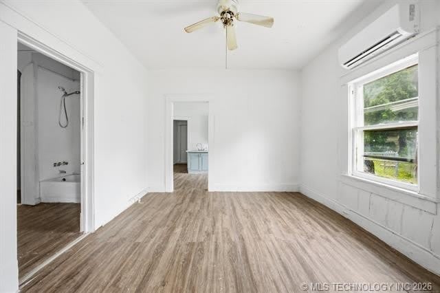 908 N Collins Avenue – photo 5