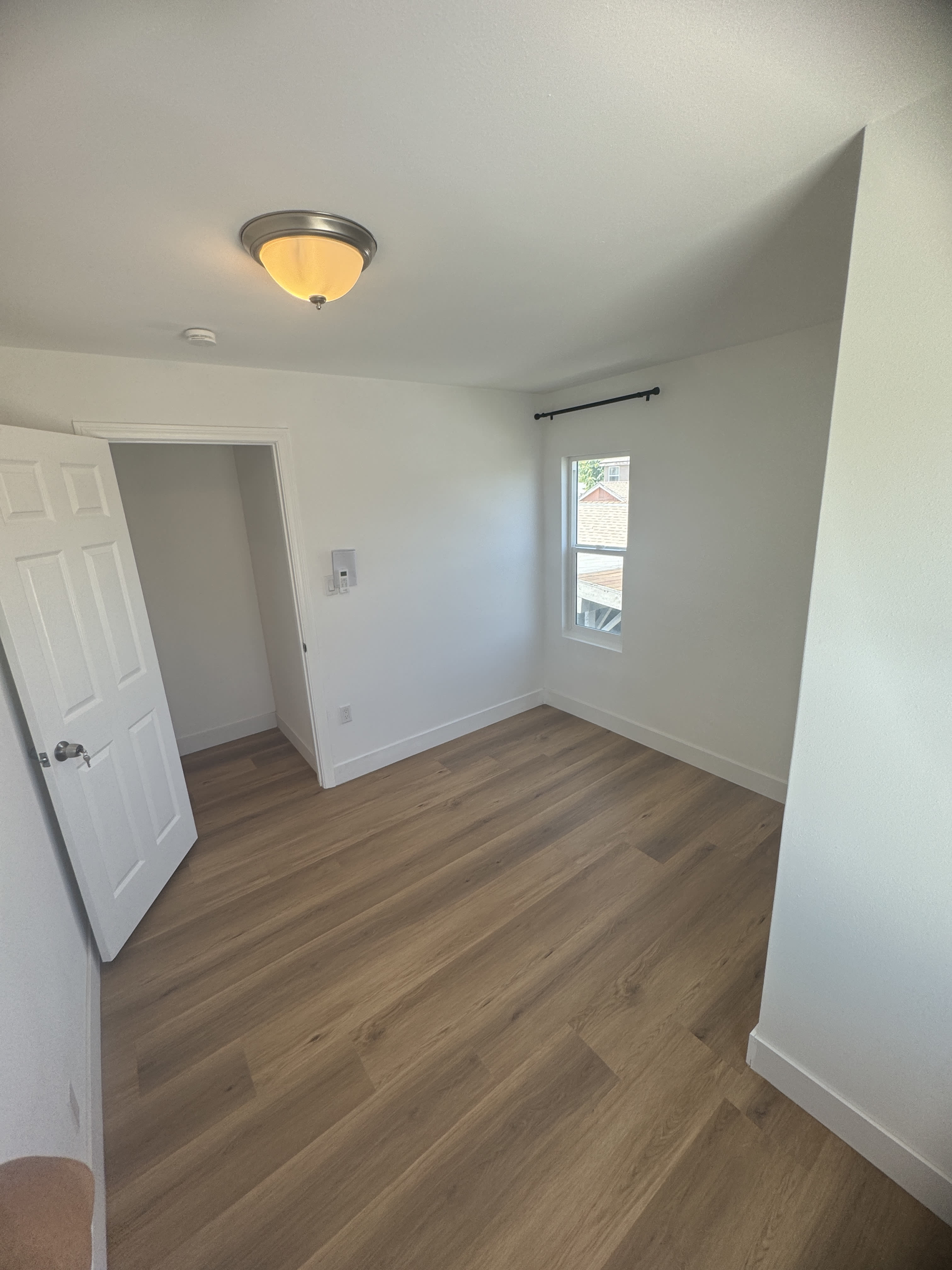 516 W 109th St – photo 5