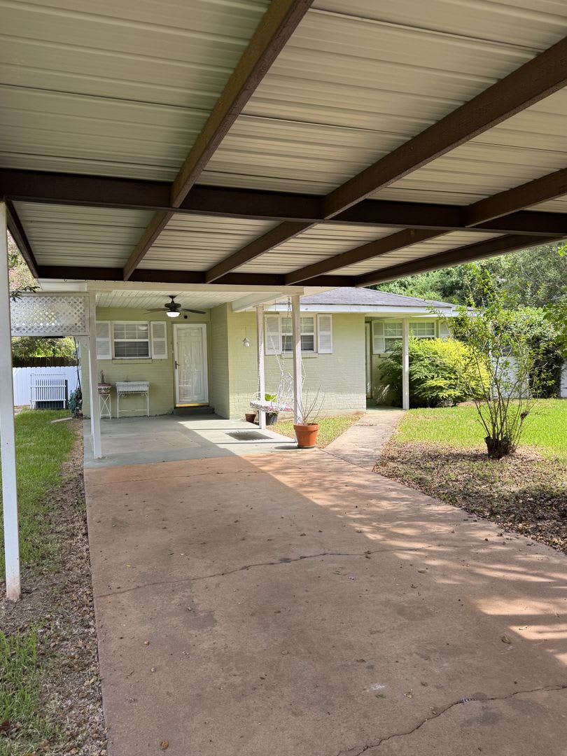 Single Family Residence – photo 3