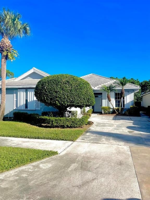 304 NW Bentley Circle – photo 2