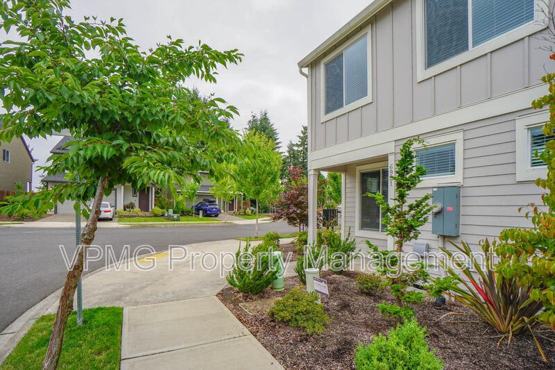 6921 NE 16th Ave – photo 2