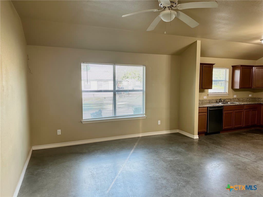 1400 Clyde Street – photo 3