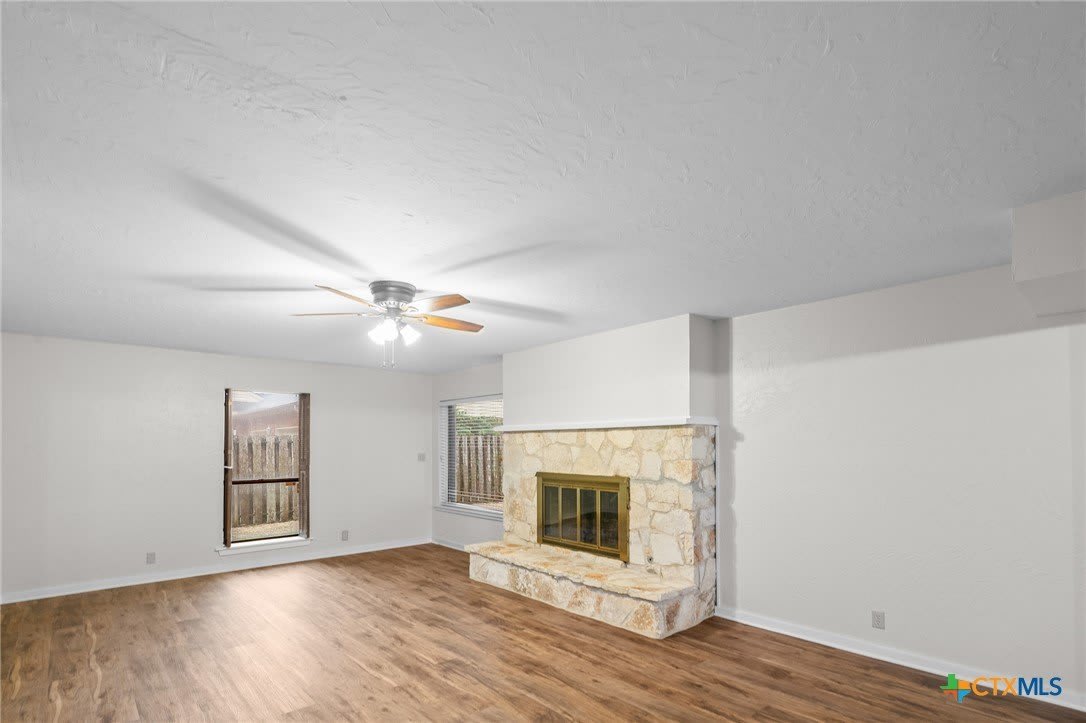 213 Tracy Lane – photo 4