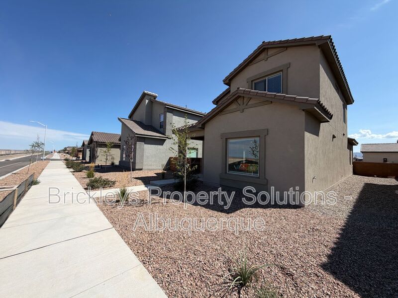 6118 Chicago Dr SE – photo 2