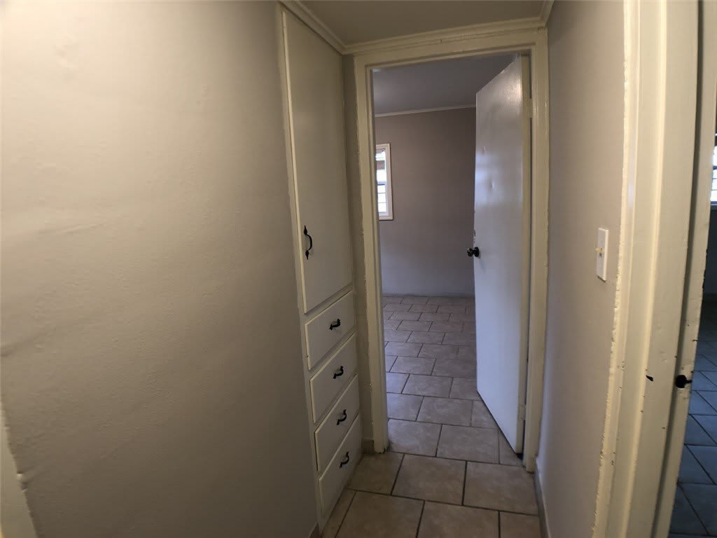 908 Young Street – photo 5