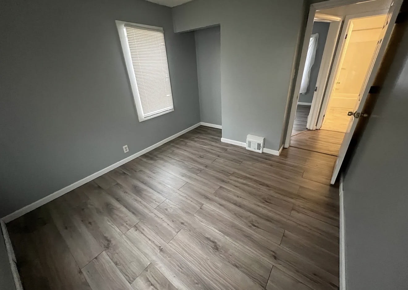 2210 Blades Avenue – photo 1