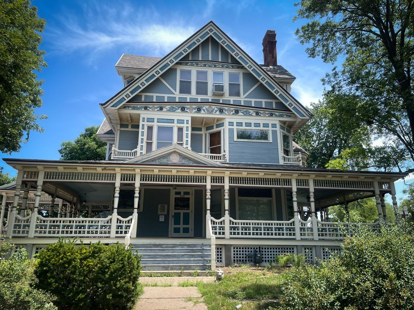 Experience Timeless Elegance At The Hurlbut Yates House In Lincoln Nebraska 8 Bedrooms 7 Bathrooms – photo 3