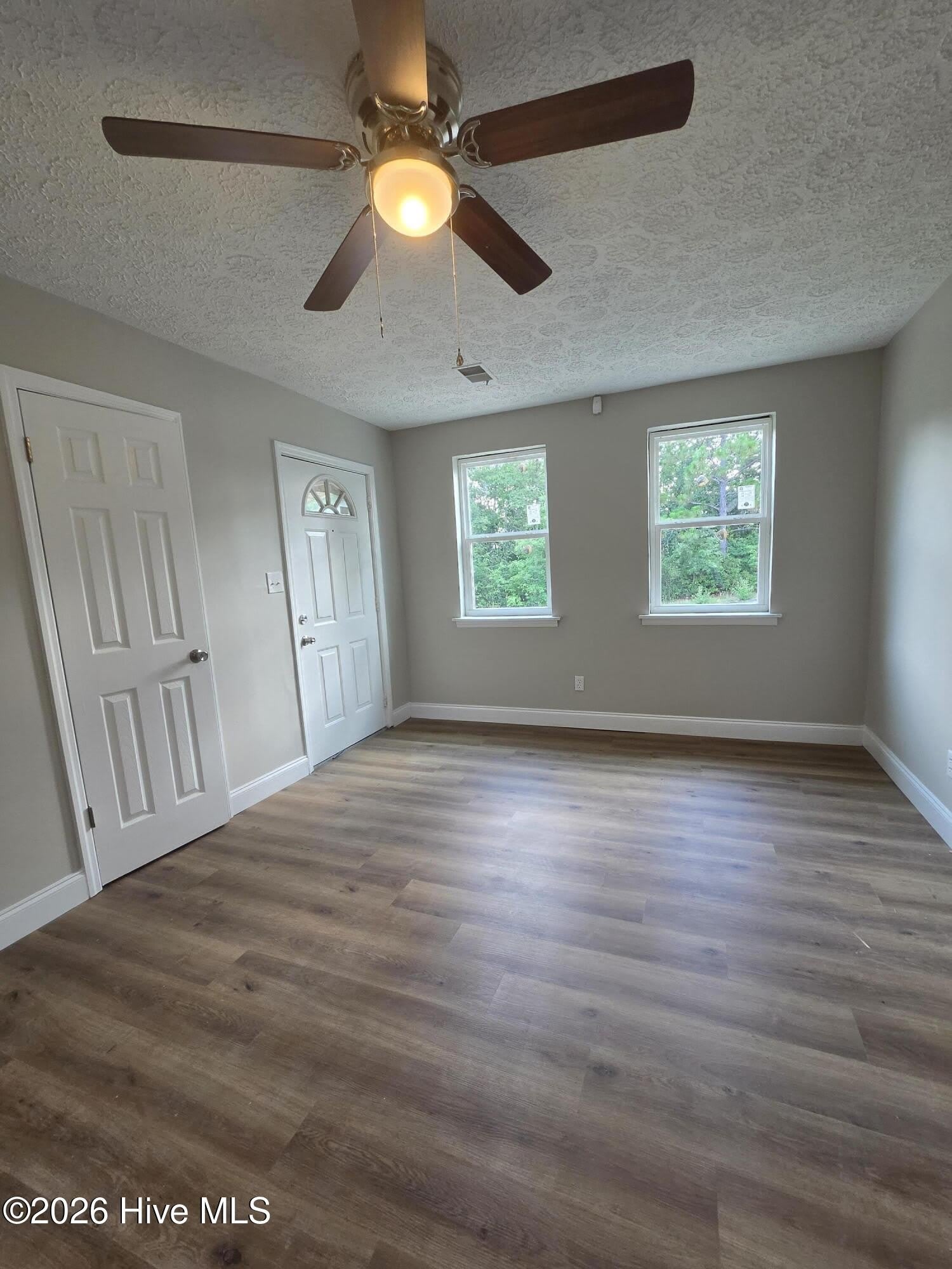 2420 Dublin Court – photo 2
