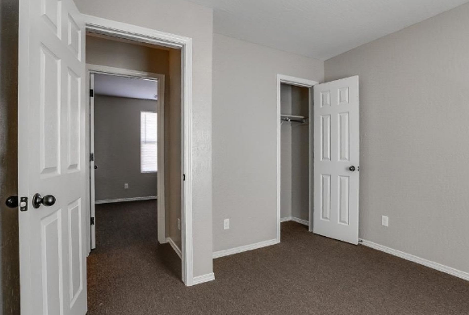 Center Way Apartments 2BDR – photo 5