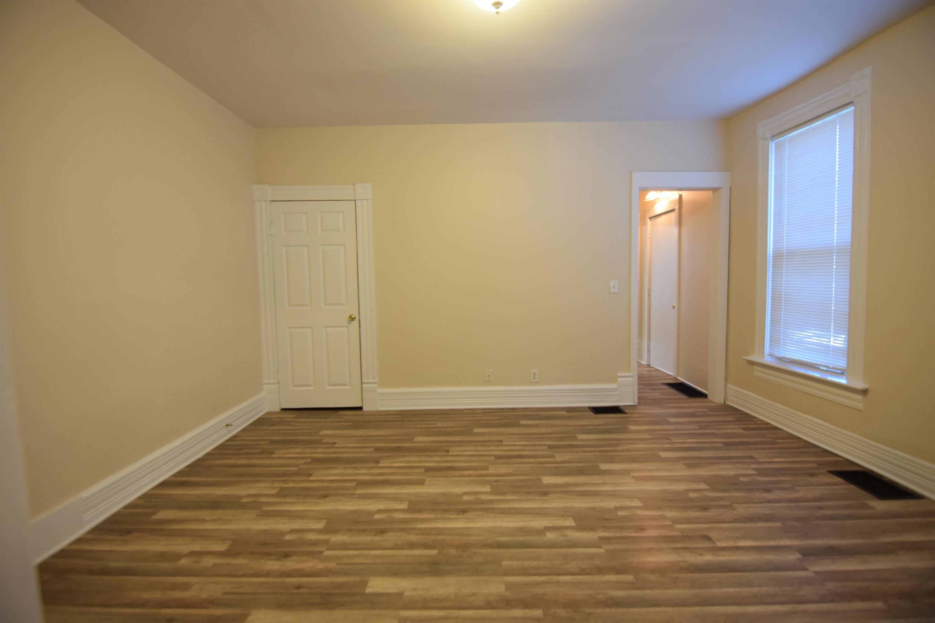 72 E. 6th Avenue – photo 3