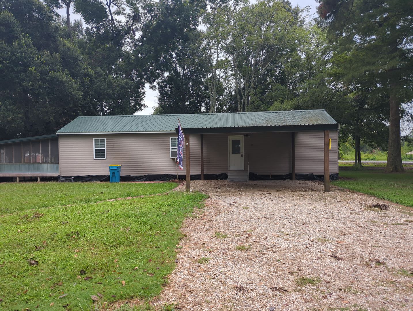 1 Bed 1 Bath St Martinville – photo 3