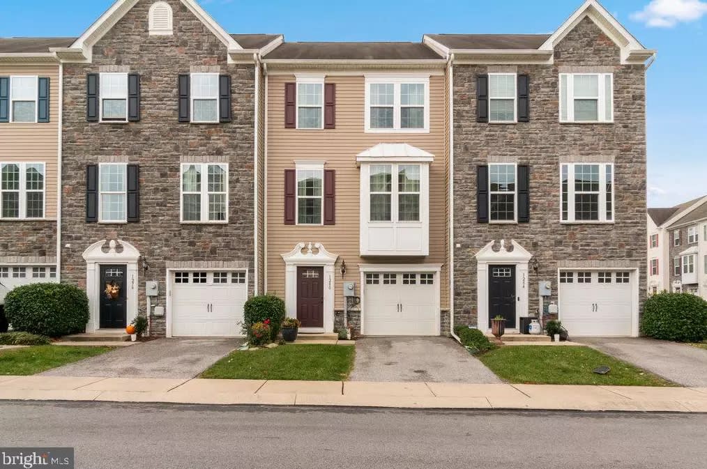 1280 Rannoch Ln – photo 2