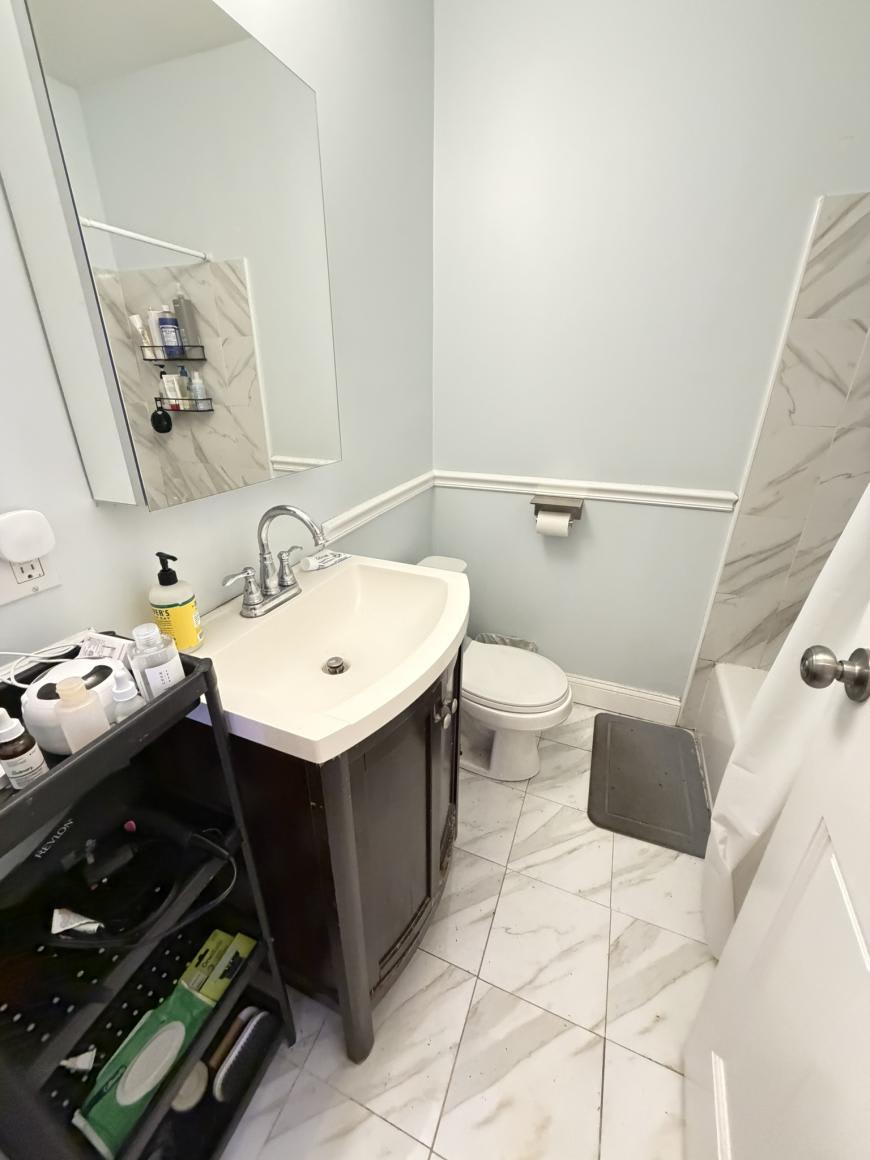 142 Kenrick – photo 3