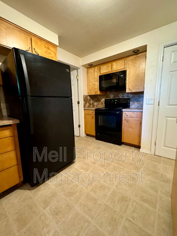 7016 Husky Way Se – photo 4