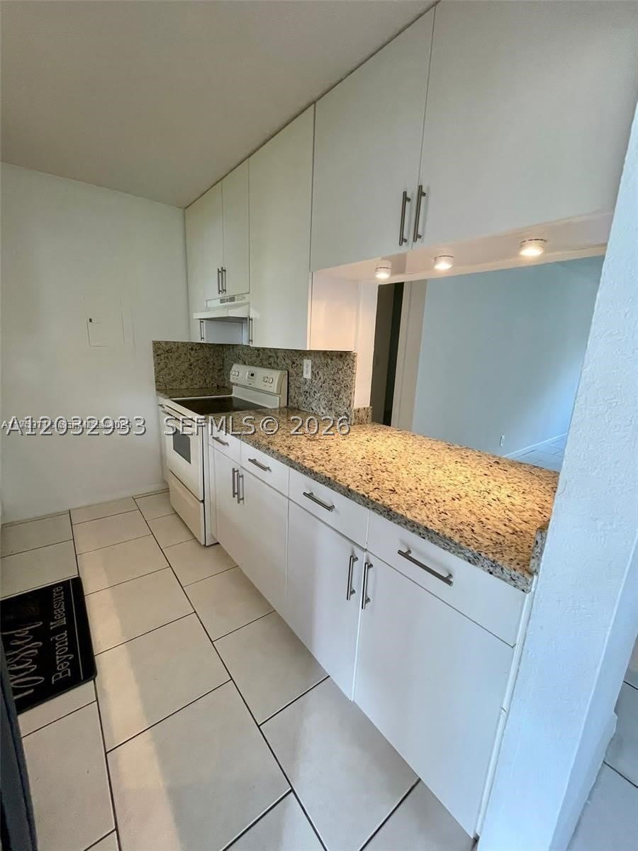 183 Lakeview Dr – photo 3