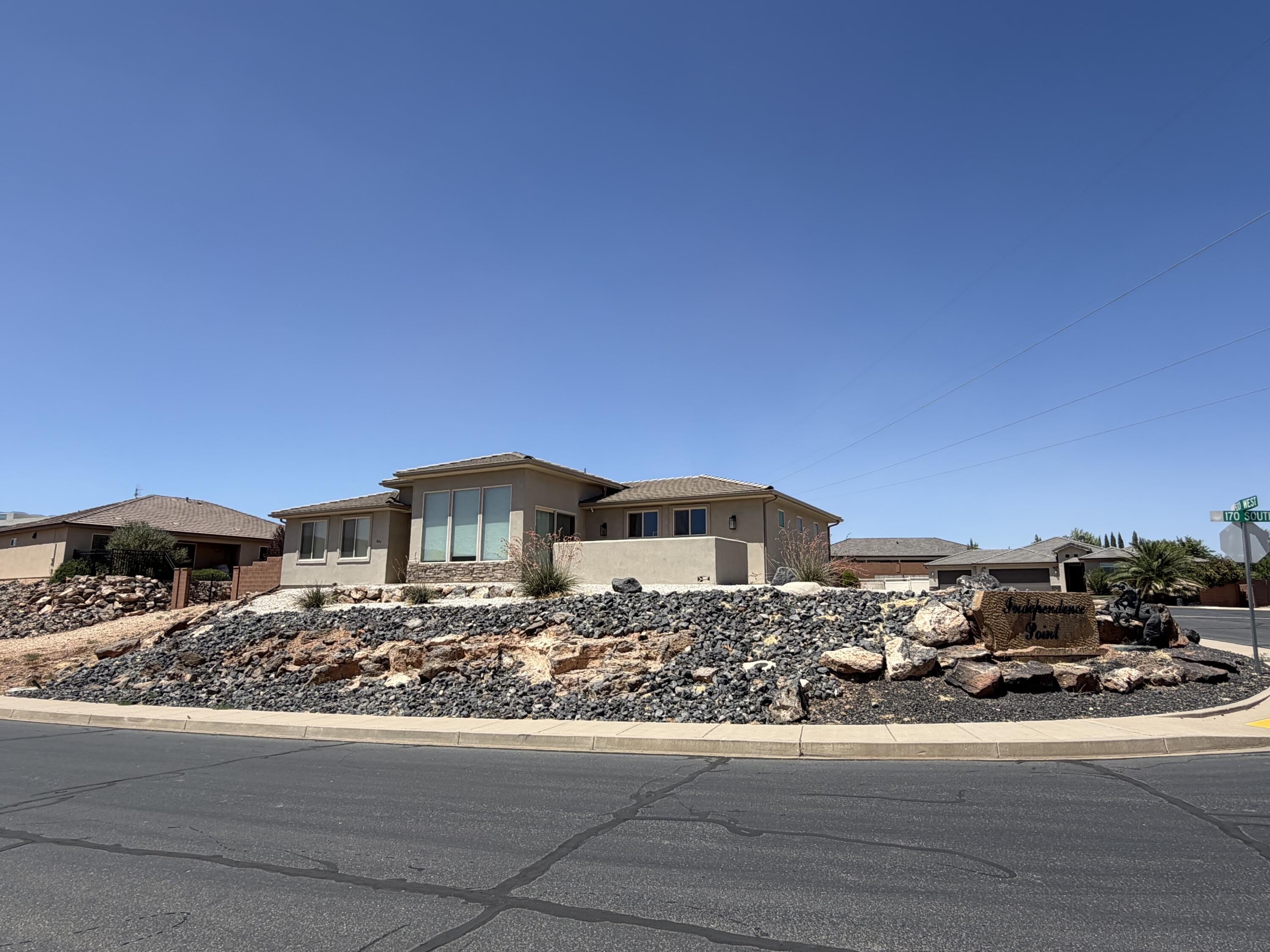 534 W 170 S – photo 2