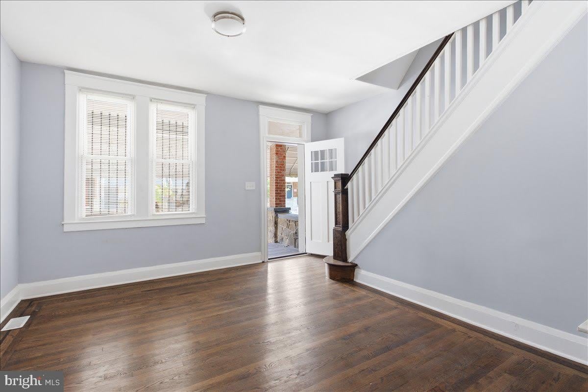 1231 N POTOMAC Street – photo 5