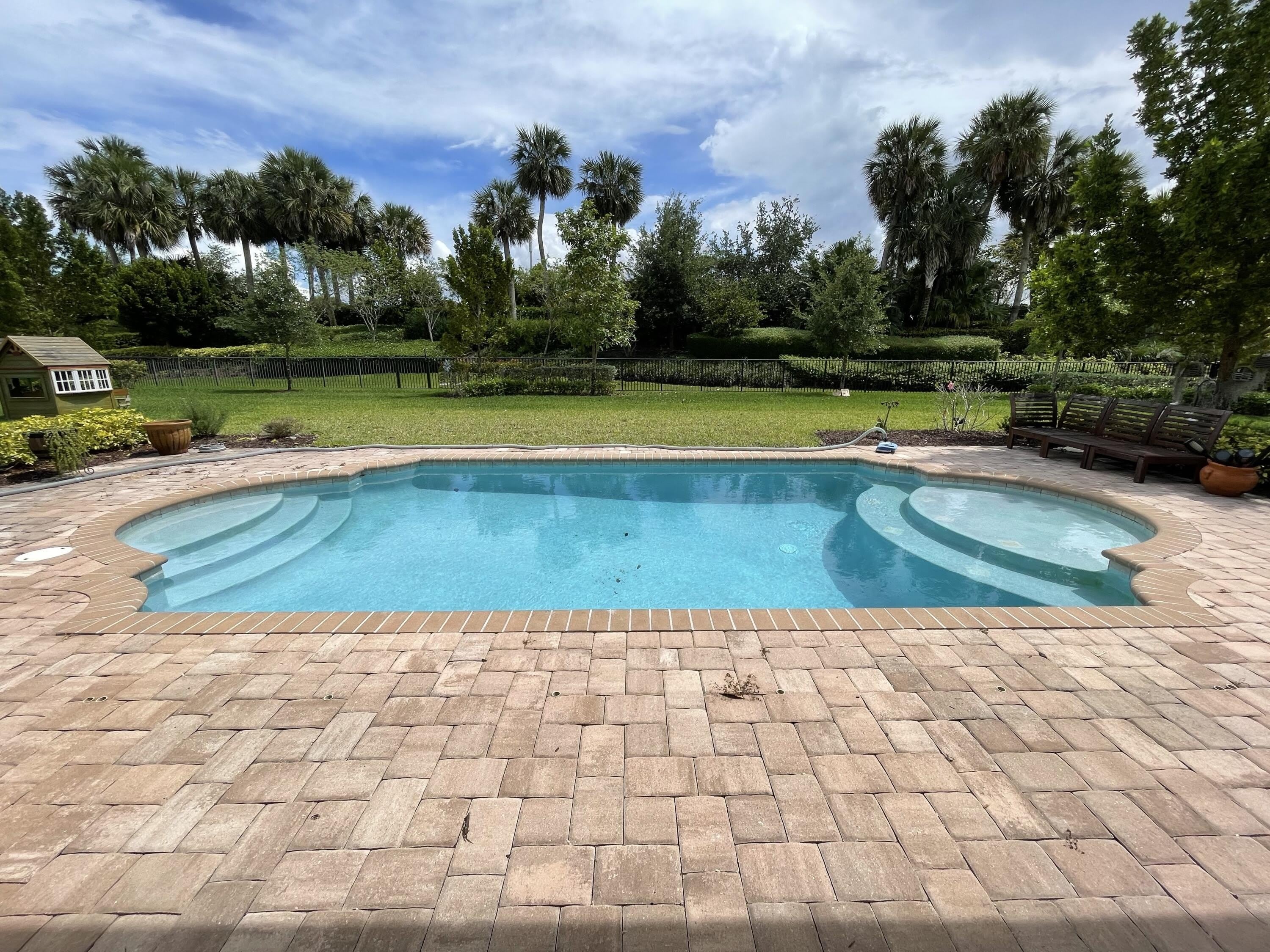 11720 Waterway Circle – photo 2